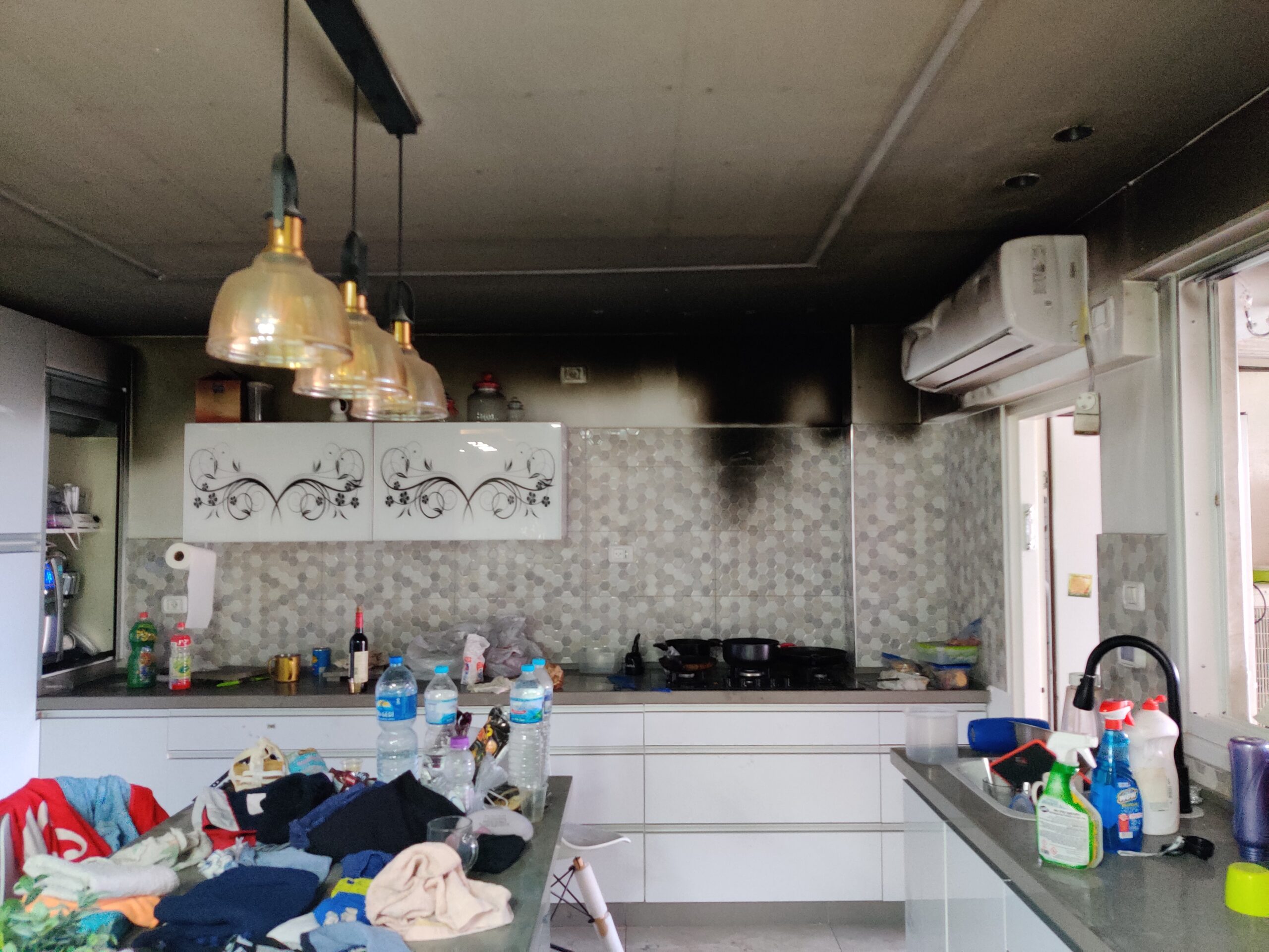 נזק אש למטבח